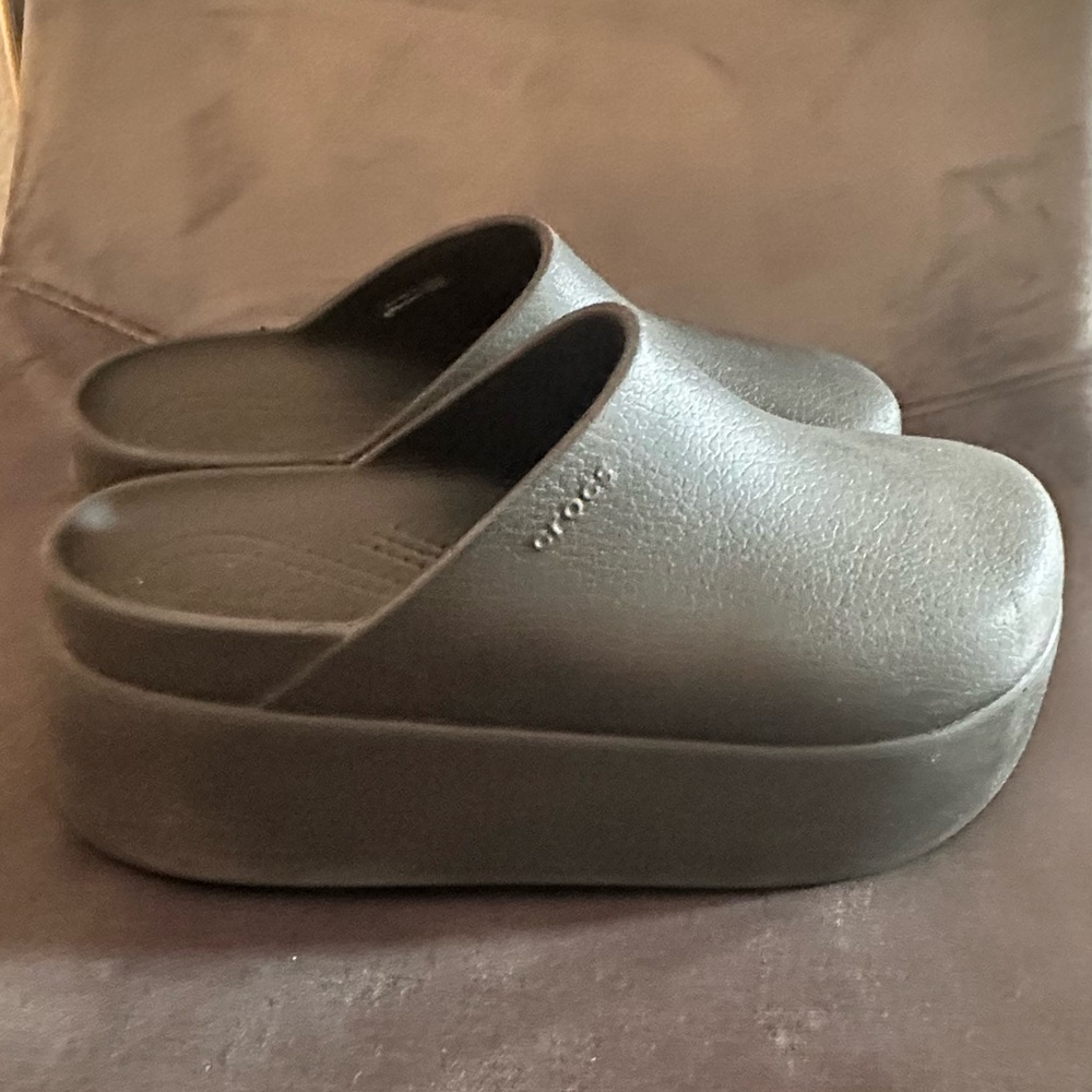 Dylan Platform Clog